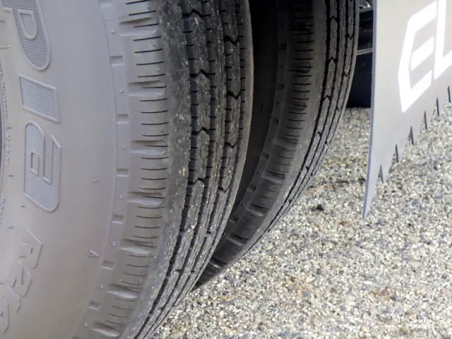いすゞ エルフ 3DF-NHR87AF(2WD)の写真36