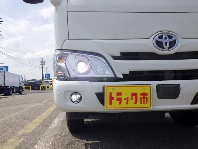 トヨタ ダイナ 2RG-XZC605(2WD)の写真3