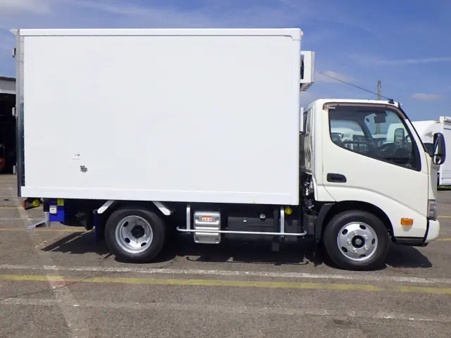 トヨタ ダイナ 2RG-XZC605(2WD)の写真5