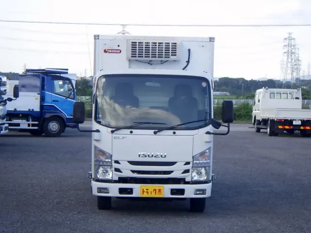 いすゞ エルフ TPG-NMR85AN(2WD)の写真3