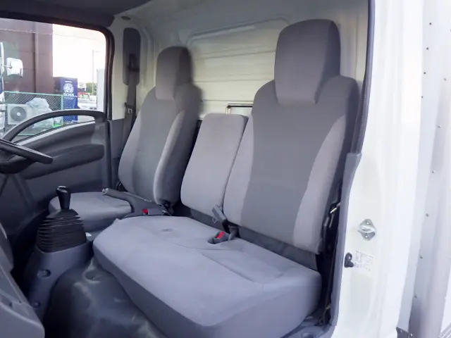 いすゞ エルフ TPG-NMR85AN(2WD)の写真18