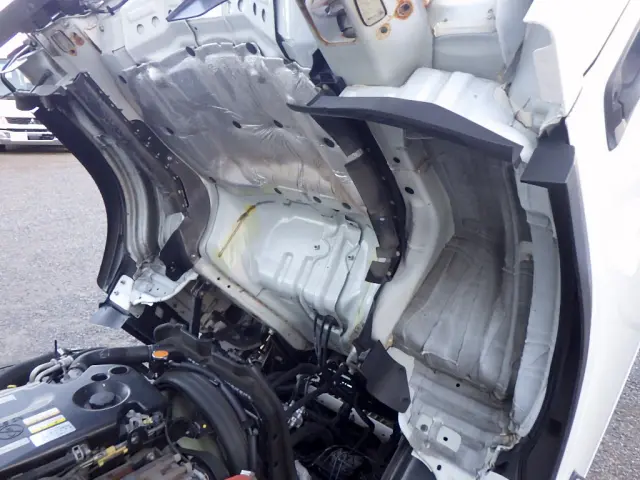 いすゞ エルフ TPG-NMR85AN(2WD)の写真46