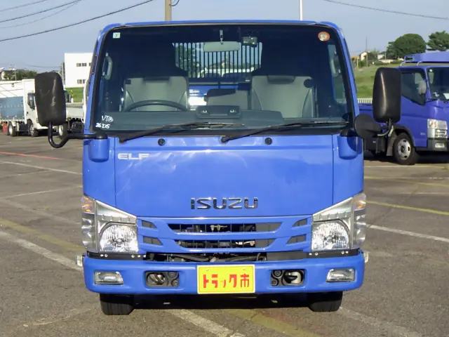 いすゞ エルフ 2RG-NJR88AN(2WD)の写真3