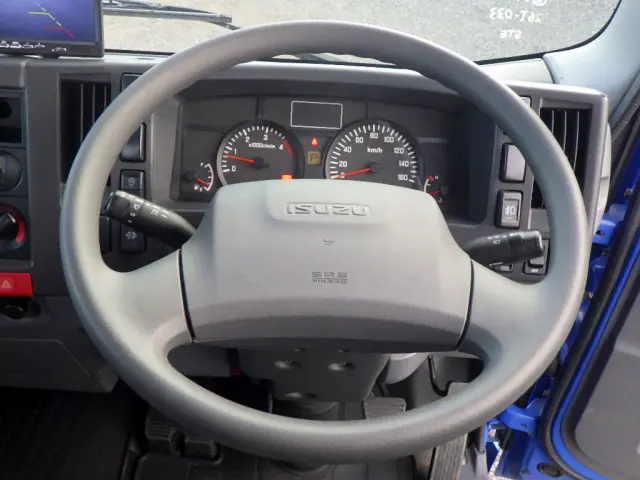 いすゞ エルフ TRG-NLR85AR(2WD)の写真12