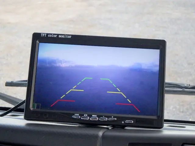 いすゞ エルフ TRG-NLR85AR(2WD)の写真15