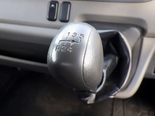 三菱 キャンター TPG-FEB50(2WD)の写真22