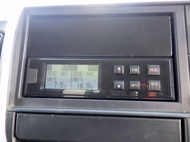 三菱 キャンター TPG-FEB50(2WD)の写真24