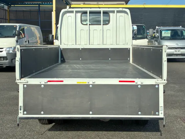 三菱 キャンター 2RG-FBA20(2WD)の写真6