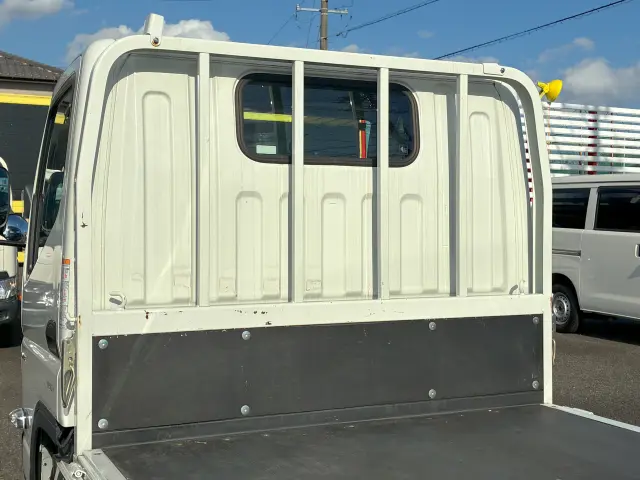 三菱 キャンター 2RG-FBA20(2WD)の写真11