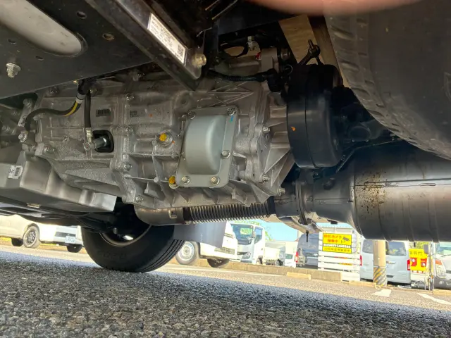 三菱 キャンター 2RG-FBA20(2WD)の写真37