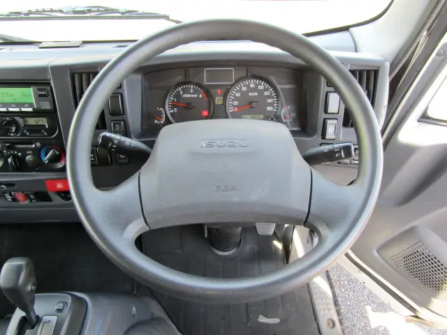 いすゞ エルフ TRG-NLR85AN(2WD)の写真20
