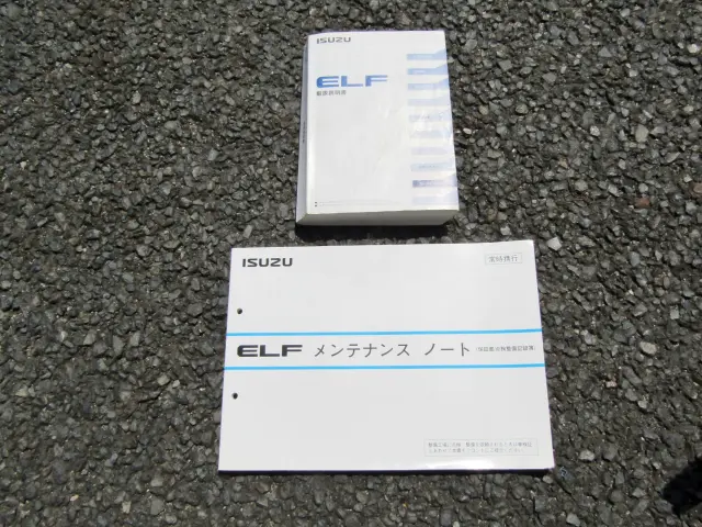 いすゞ エルフ TRG-NLR85AN(2WD)の写真32