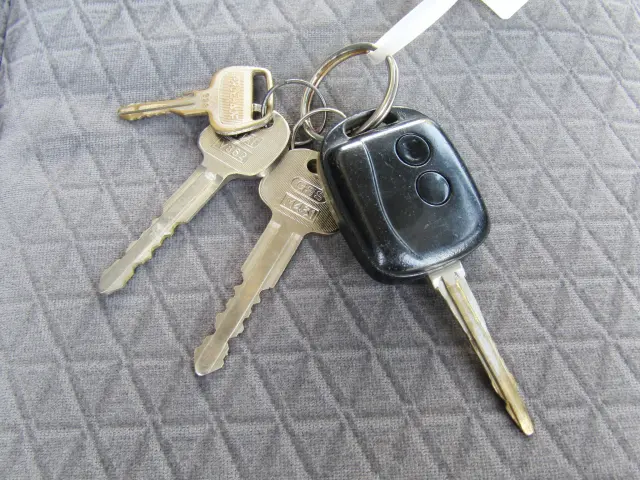 いすゞ エルフ TRG-NLR85AN(2WD)の写真33