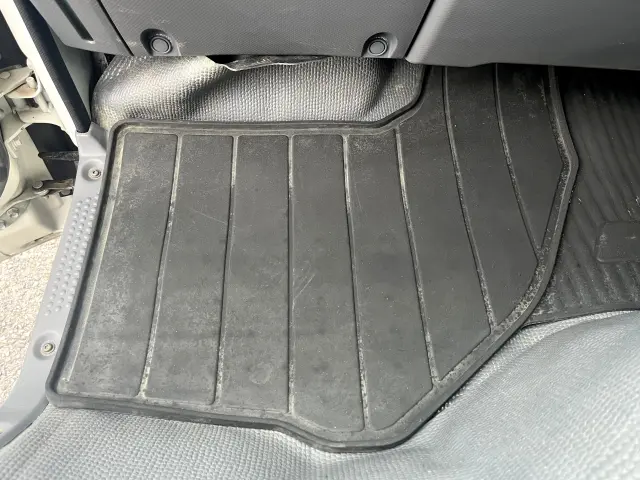 いすゞ エルフ TRG-NJS85A(4WD)の写真29