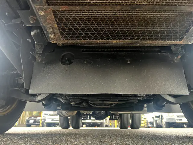 いすゞ エルフ TRG-NJS85A(4WD)の写真35