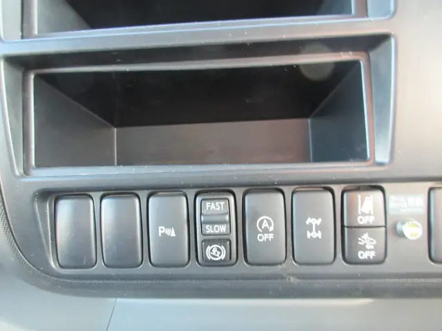 日野 デュトロ 2KG-XZU775M(4WD)の写真13