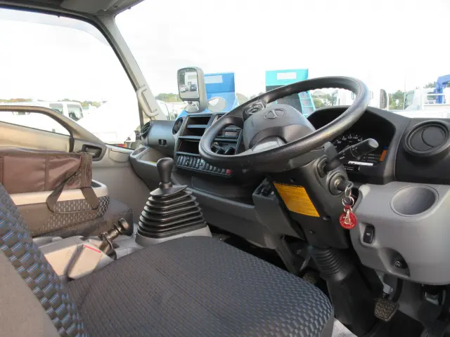 日野 デュトロ 2KG-XZU775M(4WD)の写真29