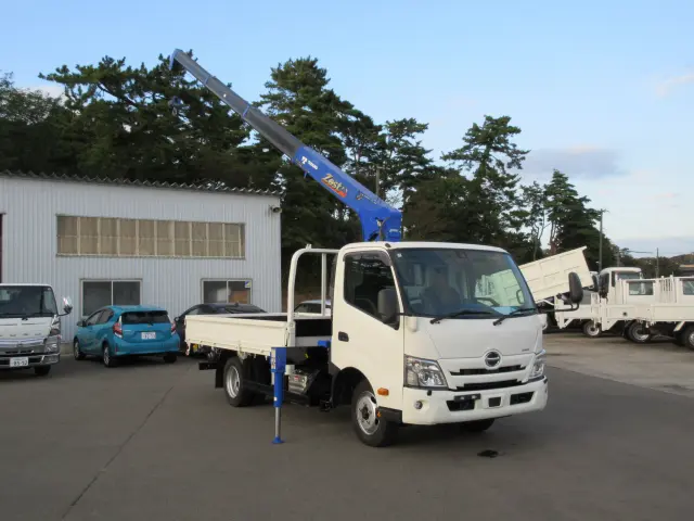 日野 デュトロ 2KG-XZU775M(4WD)の写真36