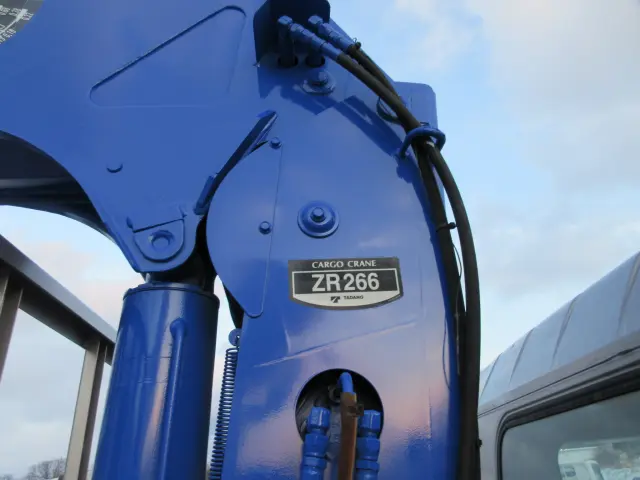 三菱 キャンター PA-FE83DEN(2WD)の写真12