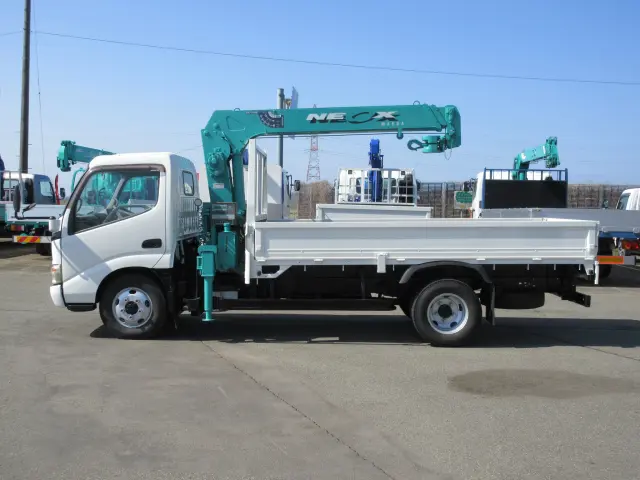 日野 デュトロ ＢＤＧ－ＸＺＵ３８８Ｍ(4WD)の写真4