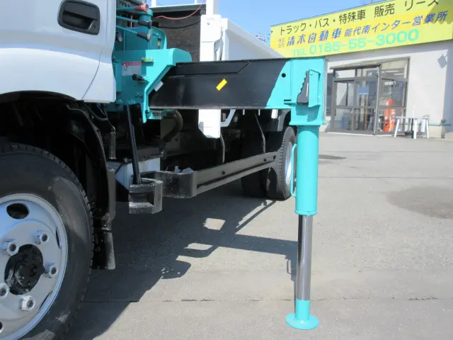 日野 デュトロ ＢＤＧ－ＸＺＵ３８８Ｍ(4WD)の写真27