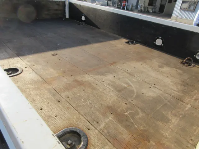 トヨタ ダイナ SKG-XZU685(4WD)の写真9