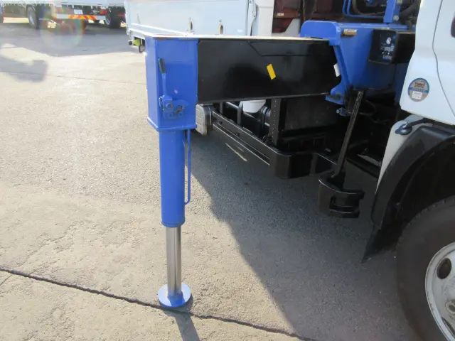 トヨタ ダイナ SKG-XZU685(4WD)の写真18