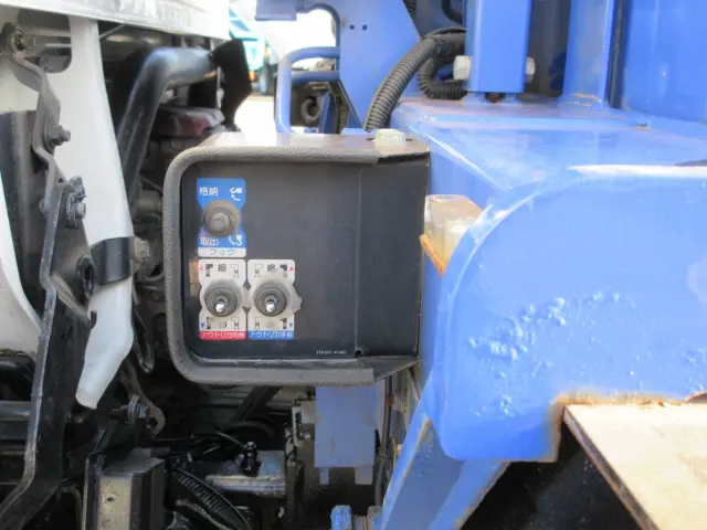 トヨタ ダイナ SKG-XZU685(4WD)の写真23