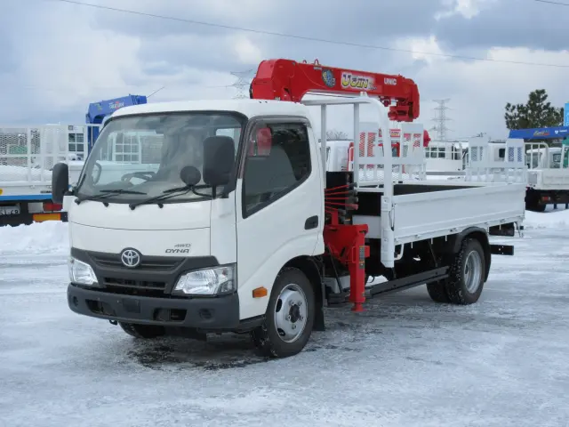 トヨタ ダイナ TKG-XZU695(4WD)の写真1