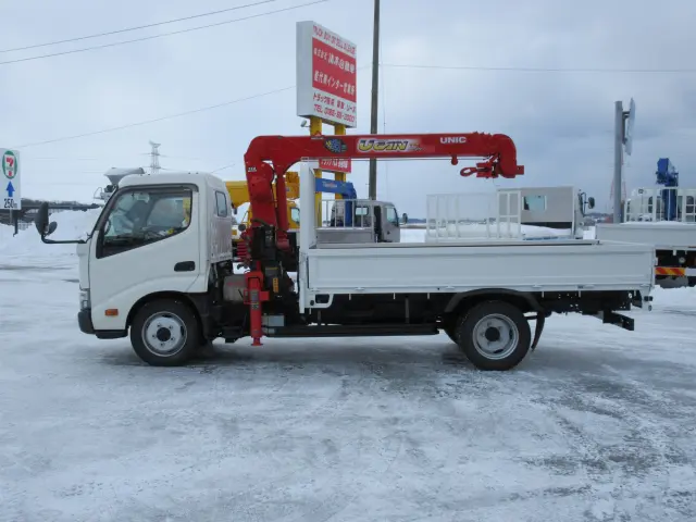 トヨタ ダイナ TKG-XZU695(4WD)の写真4