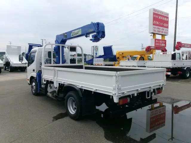 日野 デュトロ TKG-XZU695M(4WD)の写真6