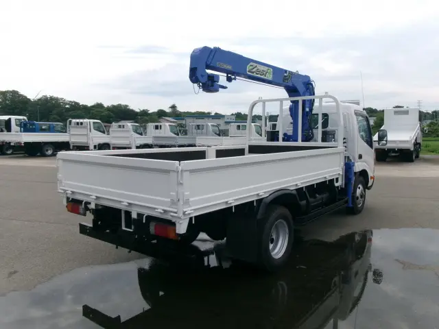 日野 デュトロ TKG-XZU695M(4WD)の写真7