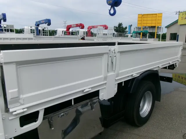 日野 デュトロ TKG-XZU695M(4WD)の写真8