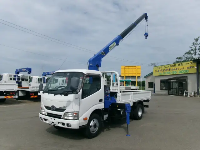 日野 デュトロ TKG-XZU695M(4WD)の写真22