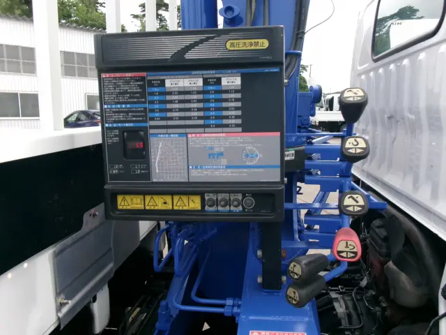 日野 デュトロ TKG-XZU695M(4WD)の写真30