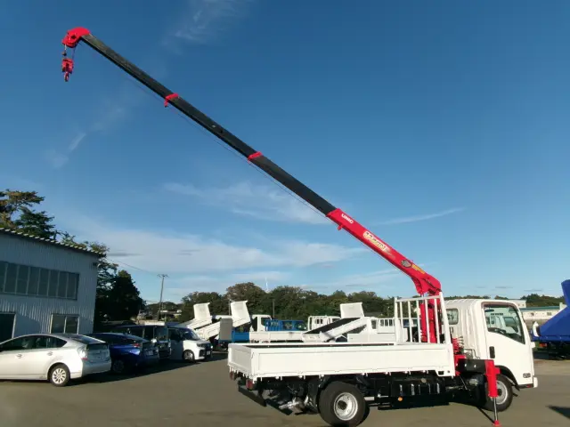いすゞ エルフ TRG-NMR85ARの写真37