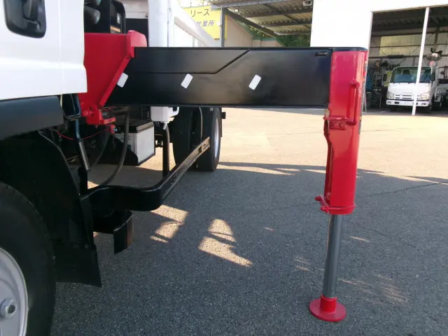 いすゞ エルフ TRG-NMR85ARの写真40