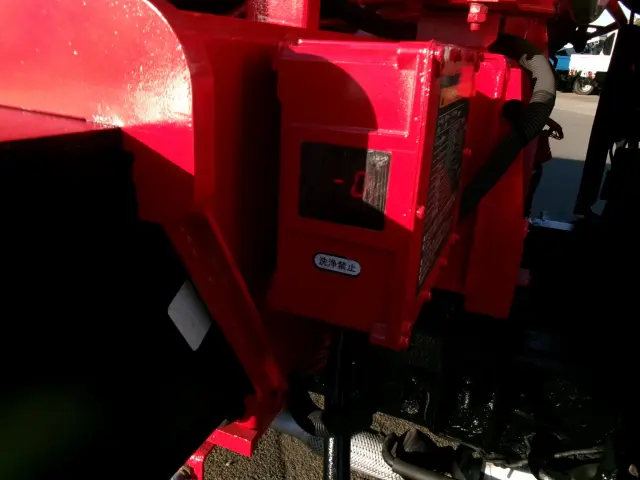 いすゞ エルフ TRG-NMR85ARの写真42