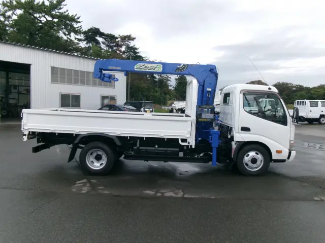 日野 デュトロ TKG-XZU695M(4WD)の写真8