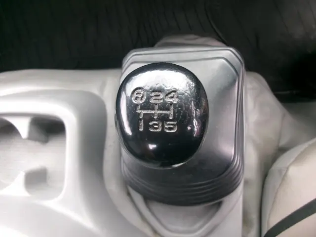 日野 デュトロ TKG-XZU695M(4WD)の写真27