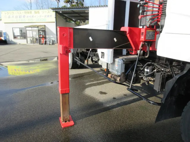 UD コンドル TKG-MK38Lの写真24