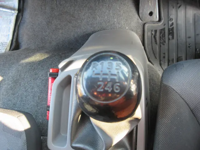 UD コンドル TKG-MK38Lの写真44