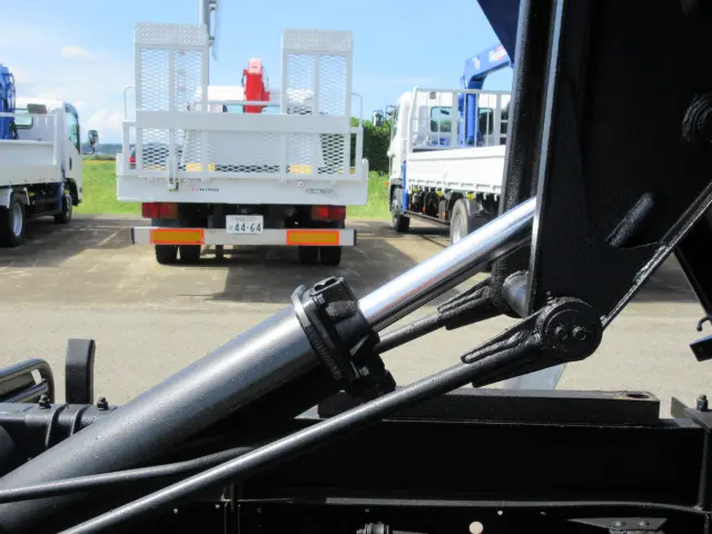 三菱 キャンター PDG-FG73D(4WD)の写真16