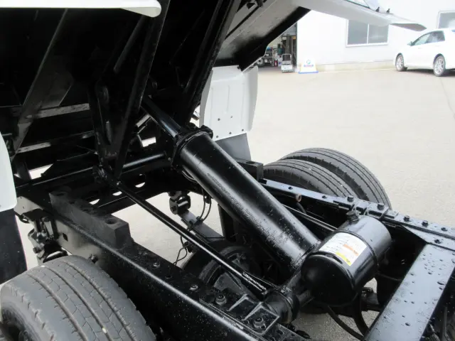 トヨタ ダイナ 2KG-XZU675D(4WD)の写真9