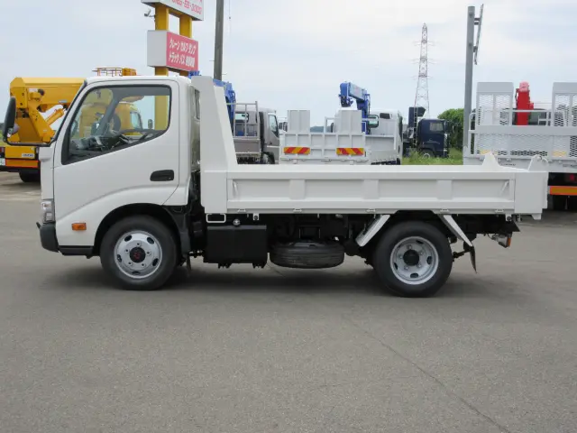 トヨタ ダイナ 2KG-XZU675D(4WD)の写真21