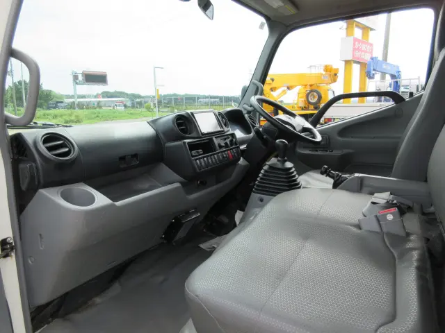 トヨタ ダイナ 2KG-XZU675D(4WD)の写真44