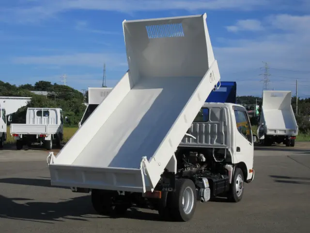 日野 デュトロ TKG-XZU675T(4WD)の写真7