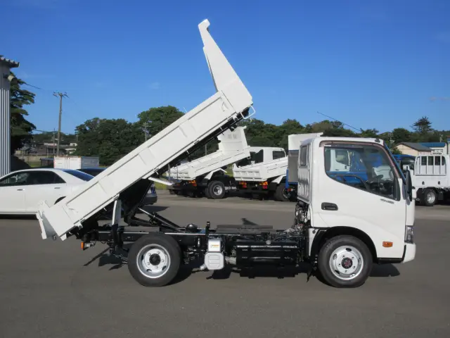 日野 デュトロ TKG-XZU675T(4WD)の写真8