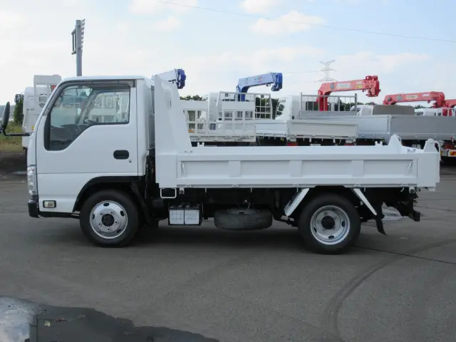 いすゞ エルフ TKG-NJS85AN(4WD)の写真21