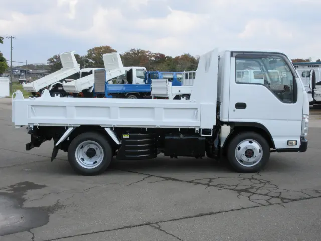 いすゞ エルフ TKG-NJS85AN(4WD)の写真25